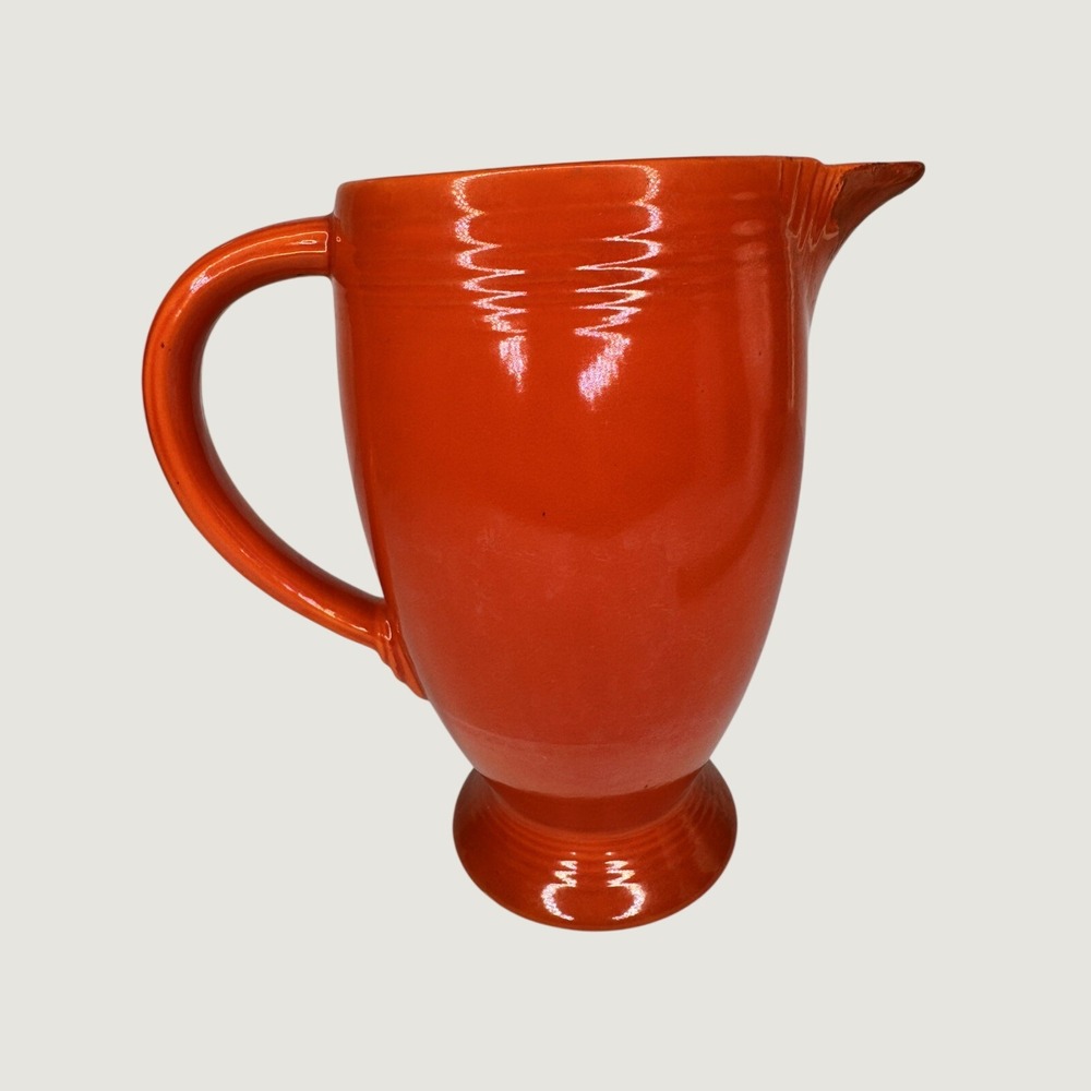 Vintage Fiesta coffee pot with lid in "radioactive" red (exc.) (1936-1959) READ
